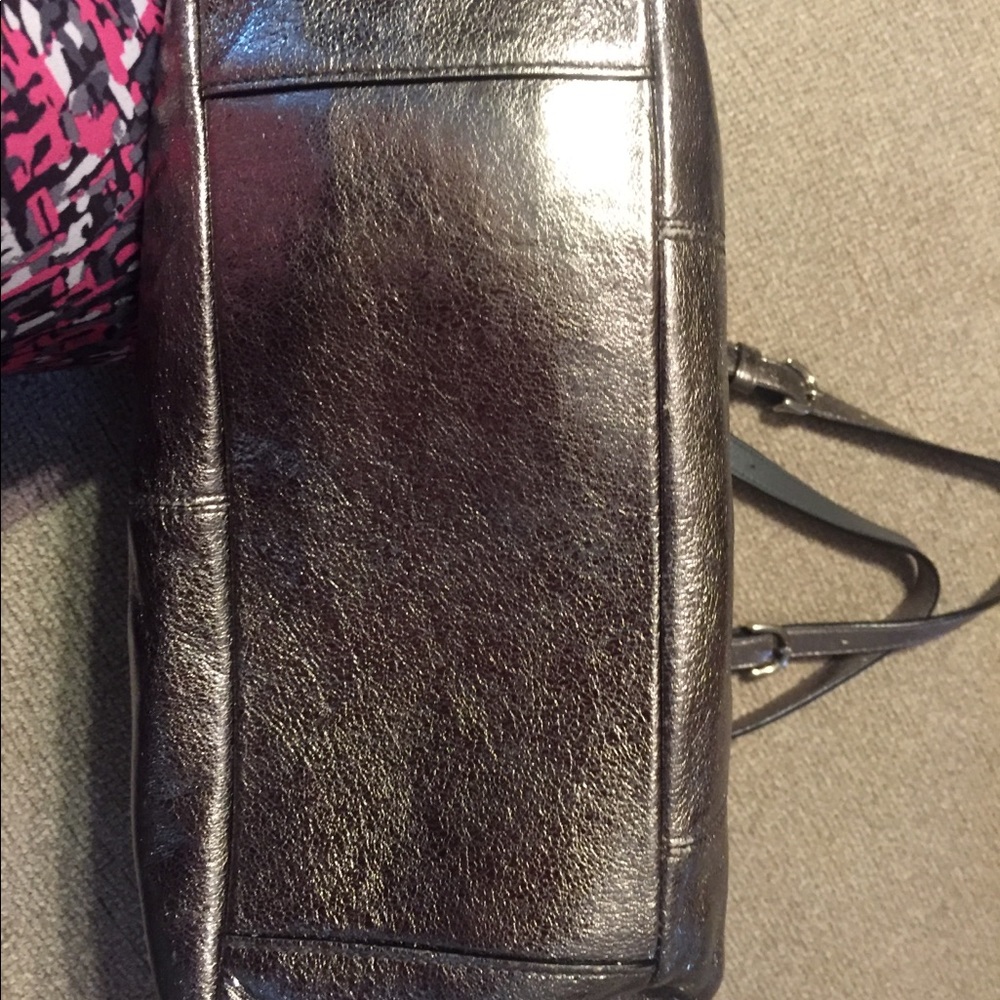 Authentic Coach Handbag - Picture 4 of 7